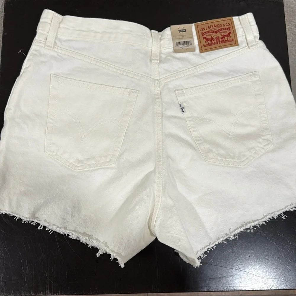 High-Waisted Mom Shorts - Picture 3 of 4